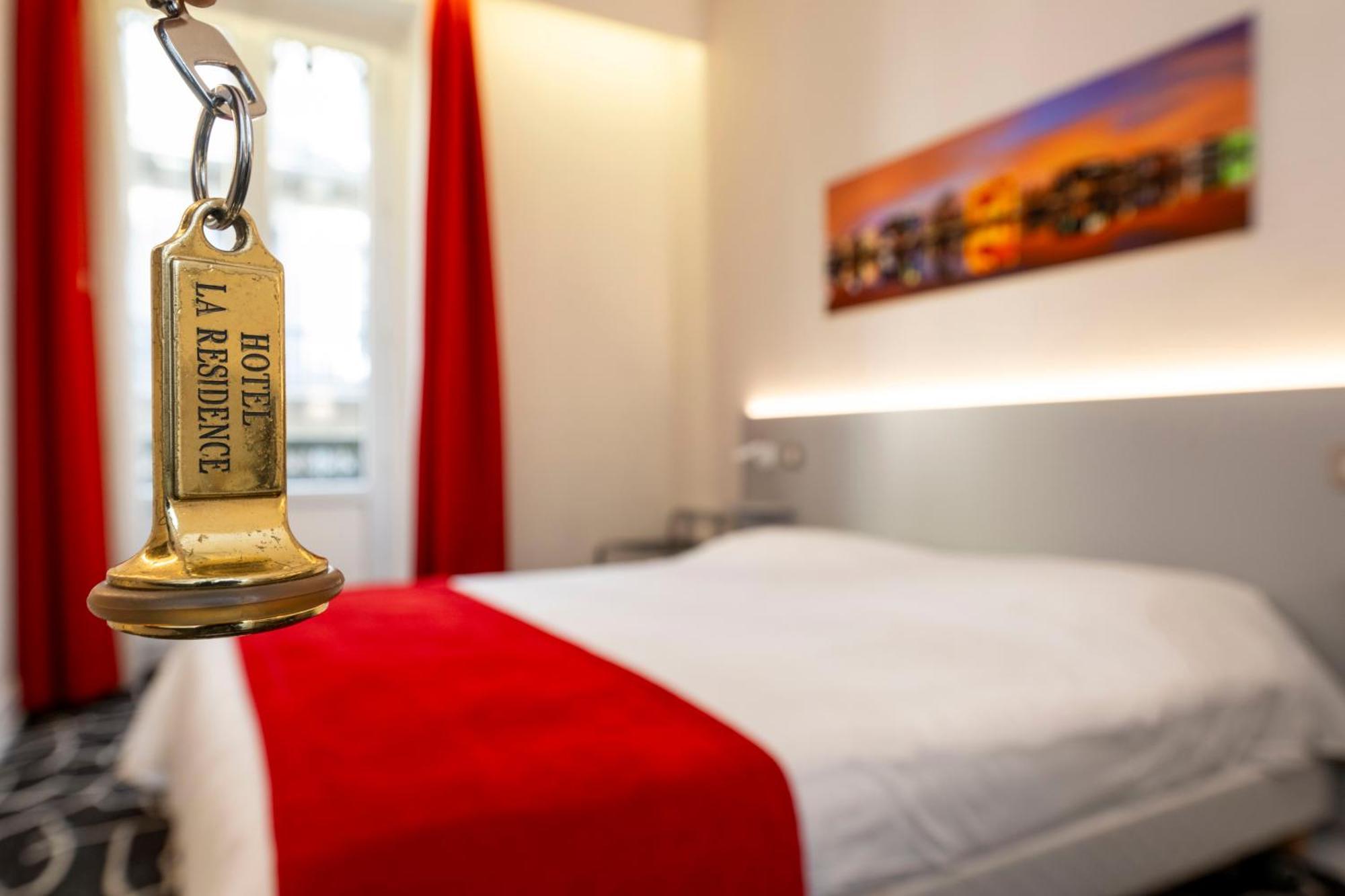 โฮเทล ลา เรซิด็องซ์ Hotel ลียง ภายนอก รูปภาพ