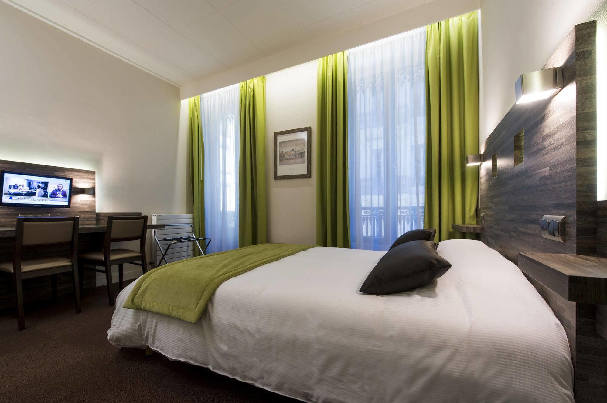 โฮเทล ลา เรซิด็องซ์ Hotel ลียง ภายนอก รูปภาพ